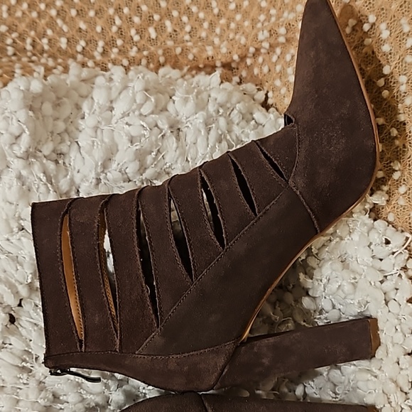 Steve Madden Bootie - Picture 9 of 16